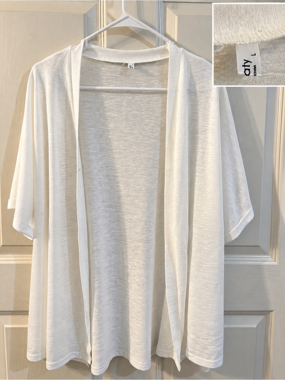 White Open Front Lightweight Kimono Cardigan Size L